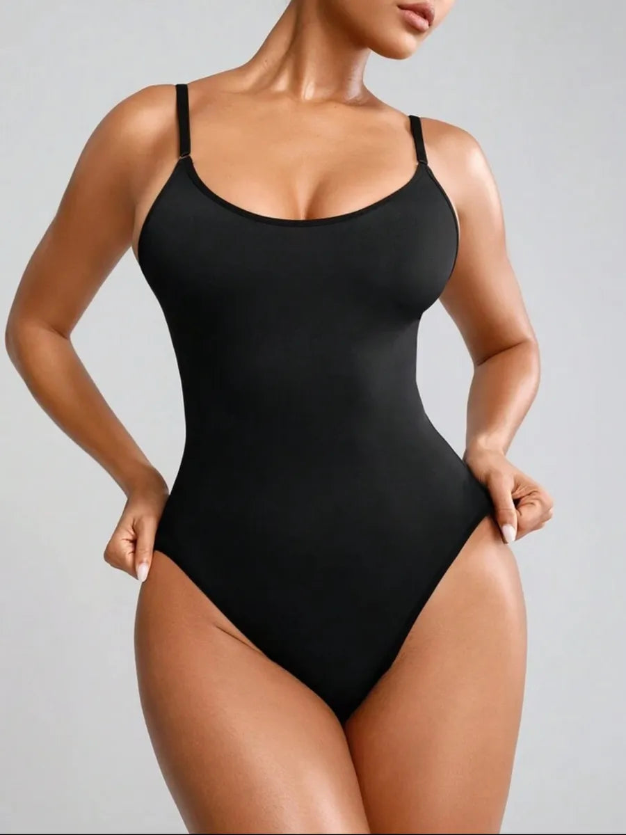 Olivia | Nahtloser figurformender Body