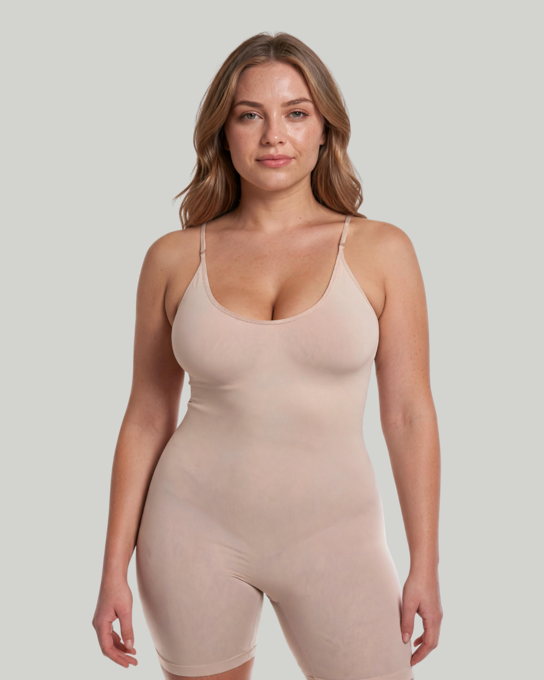 Be You Stephanie - Shaping-Bodyshort mit Spaghettiträgern